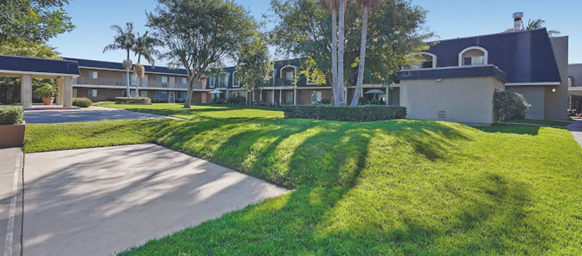 VM-Gallery-GreenGardens_2048px